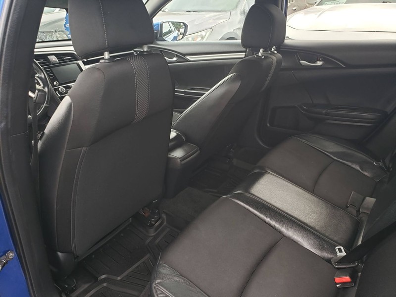 Honda Civic Sedan Vehicle Full-screen Gallery Image 08