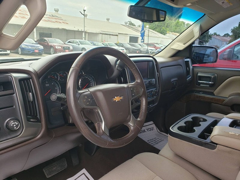 Chevrolet Silverado 1500 Vehicle Full-screen Gallery Image 04