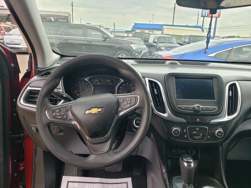 Chevrolet Equinox Vehicle Full-screen Gallery Image 05