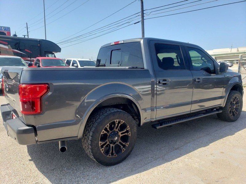 Ford F-150 Vehicle Full-screen Gallery Image 04