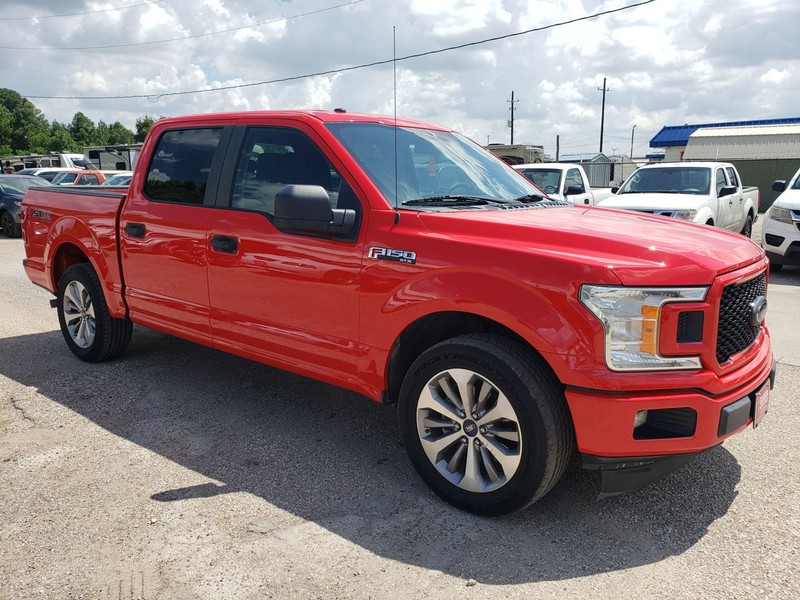 Ford F-150 Vehicle Full-screen Gallery Image 03