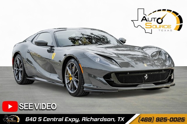 more details - ferrari 812 gts
