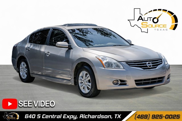 more details - nissan altima sedan