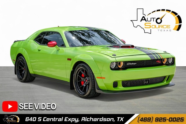 more details - dodge challenger