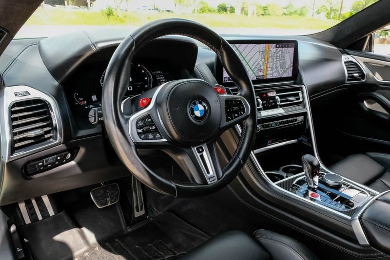 BMW M8 Vehicle Full-screen Gallery Image 03