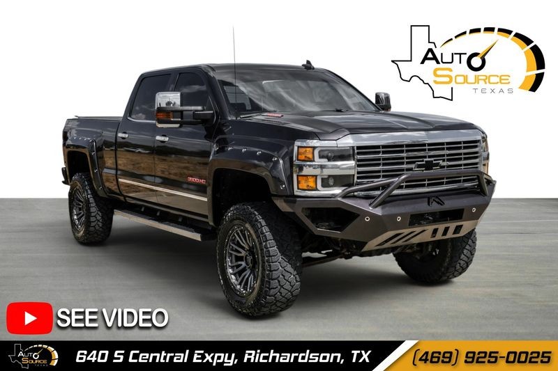 Chevrolet Silverado 3500HD Vehicle Full-screen Gallery Image 01