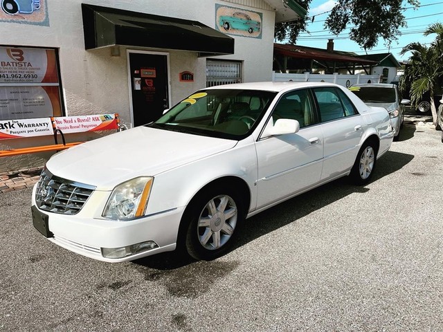 more details - cadillac dts