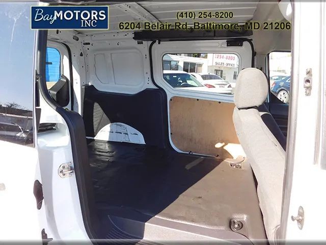 Ford Transit Connect Vehicle Full-screen Gallery Image 7