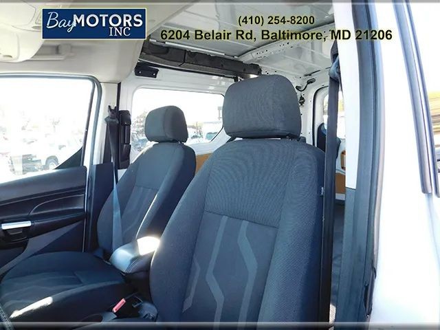 Ford Transit Connect Vehicle Full-screen Gallery Image 12