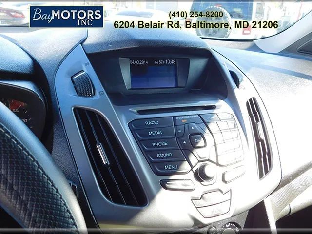 Ford Transit Connect Vehicle Full-screen Gallery Image 13