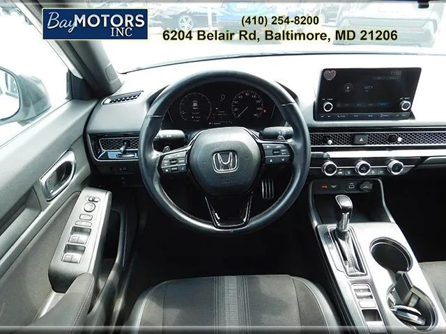 Honda Civic Sedan Vehicle Full-screen Gallery Image 10