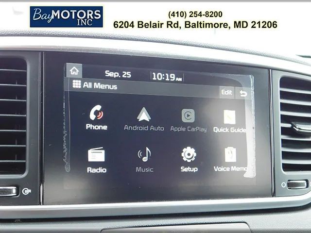 Kia Sportage Vehicle Full-screen Gallery Image 16