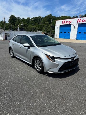 Toyota Corolla Vehicle Full-screen Gallery Image 2