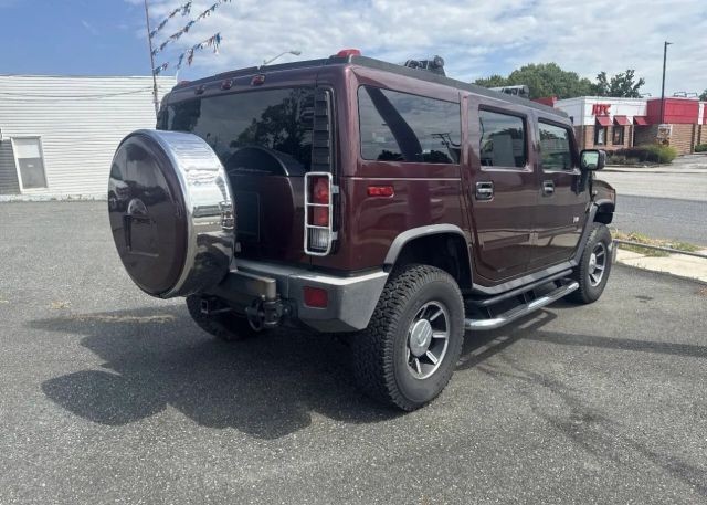HUMMER H2 Vehicle Full-screen Gallery Image 5