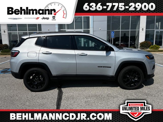 2025 Jeep Compass Latitude at Behlmann Auto Credit in Troy MO