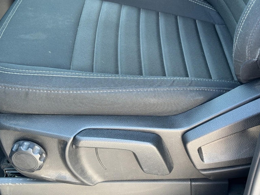 Ford Ranger Vehicle Full-screen Gallery Image 23