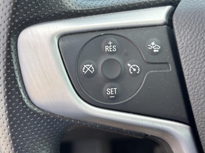 GMC Acadia Vehicle Full-screen Gallery Image 18