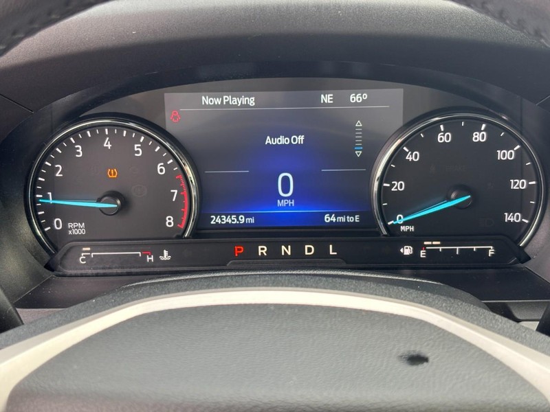 Ford Explorer Vehicle Full-screen Gallery Image 20