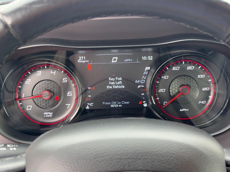 Dodge Charger Vehicle Full-screen Gallery Image 19