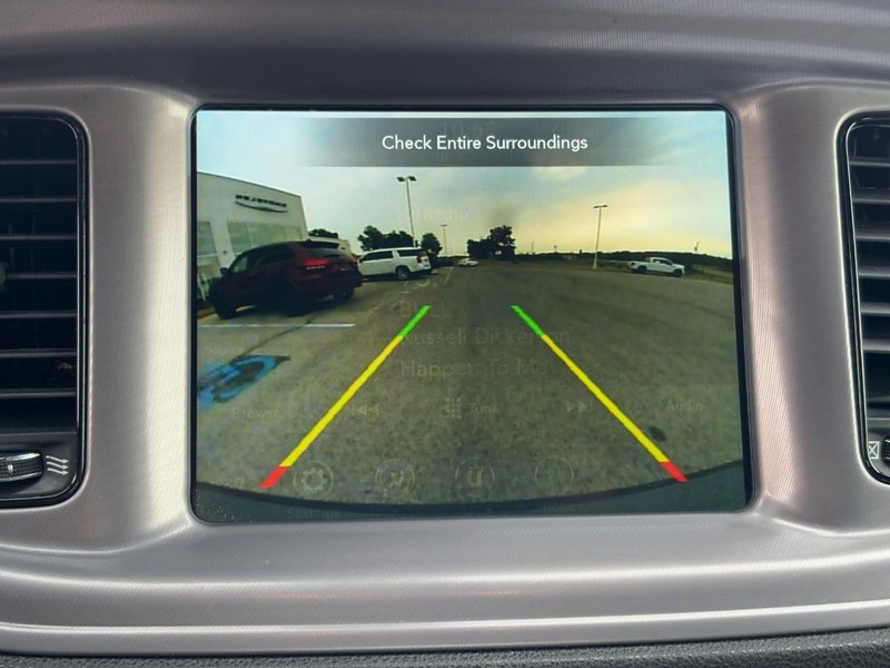 Dodge Charger Vehicle Full-screen Gallery Image 21