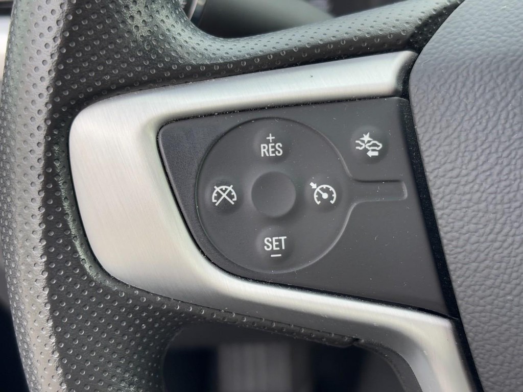 GMC Acadia Vehicle Full-screen Gallery Image 18