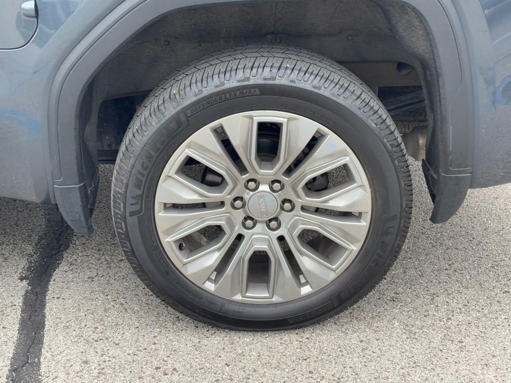 GMC Sierra 1500 Limited Vehicle Full-screen Gallery Image 02