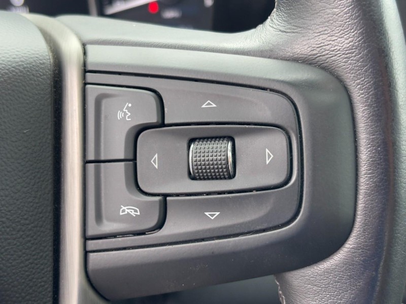 GMC Sierra 1500 Limited Vehicle Full-screen Gallery Image 13