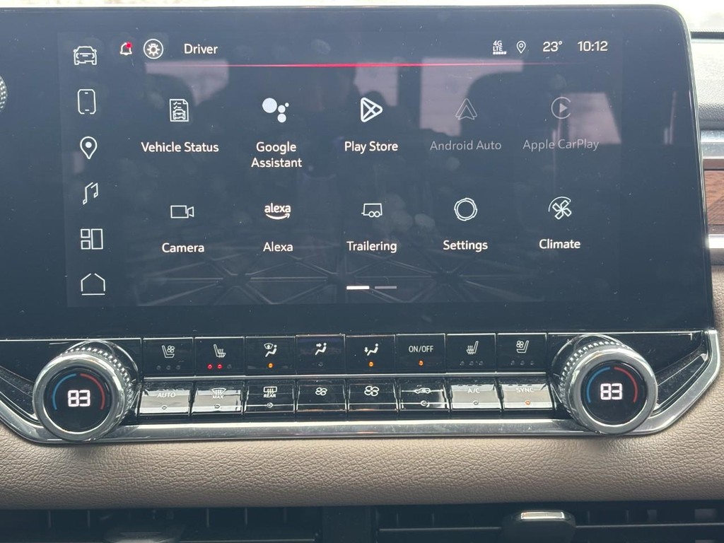 GMC Canyon Vehicle Full-screen Gallery Image 12