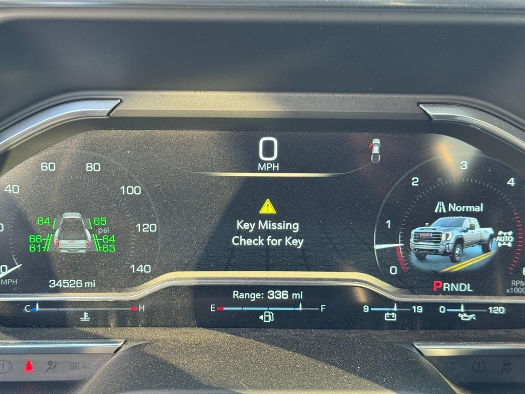 GMC Sierra 3500HD Vehicle Full-screen Gallery Image 20