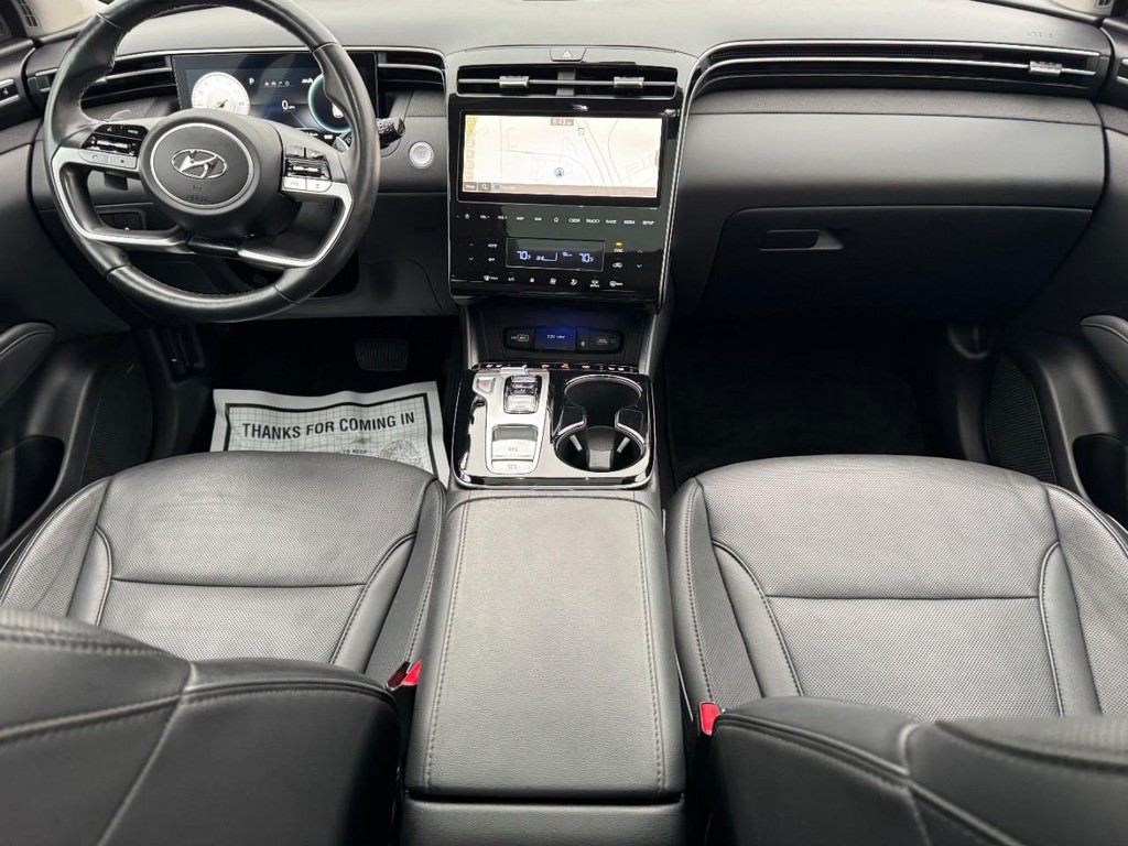 Hyundai Tucson Vehicle Full-screen Gallery Image 11