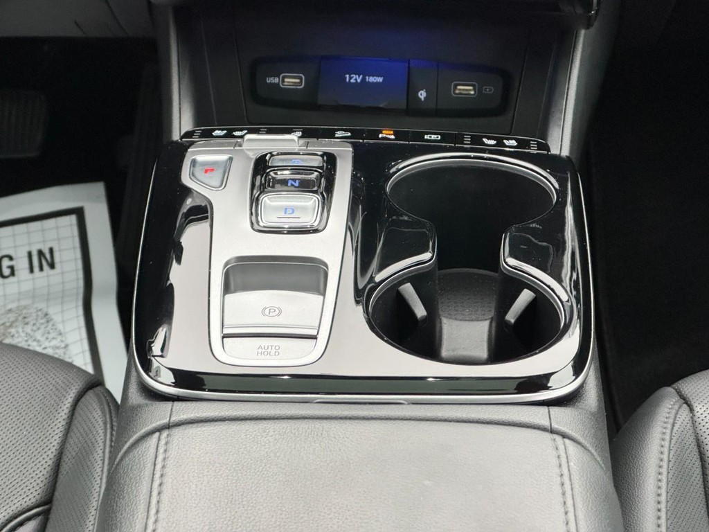 Hyundai Tucson Vehicle Full-screen Gallery Image 14