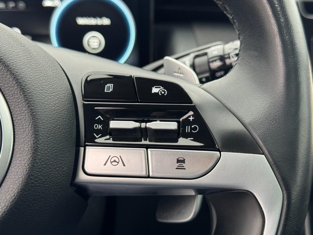 Hyundai Tucson Vehicle Full-screen Gallery Image 19