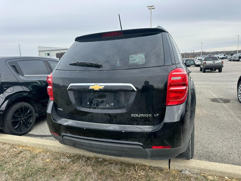 Chevrolet Equinox Vehicle Full-screen Gallery Image 04