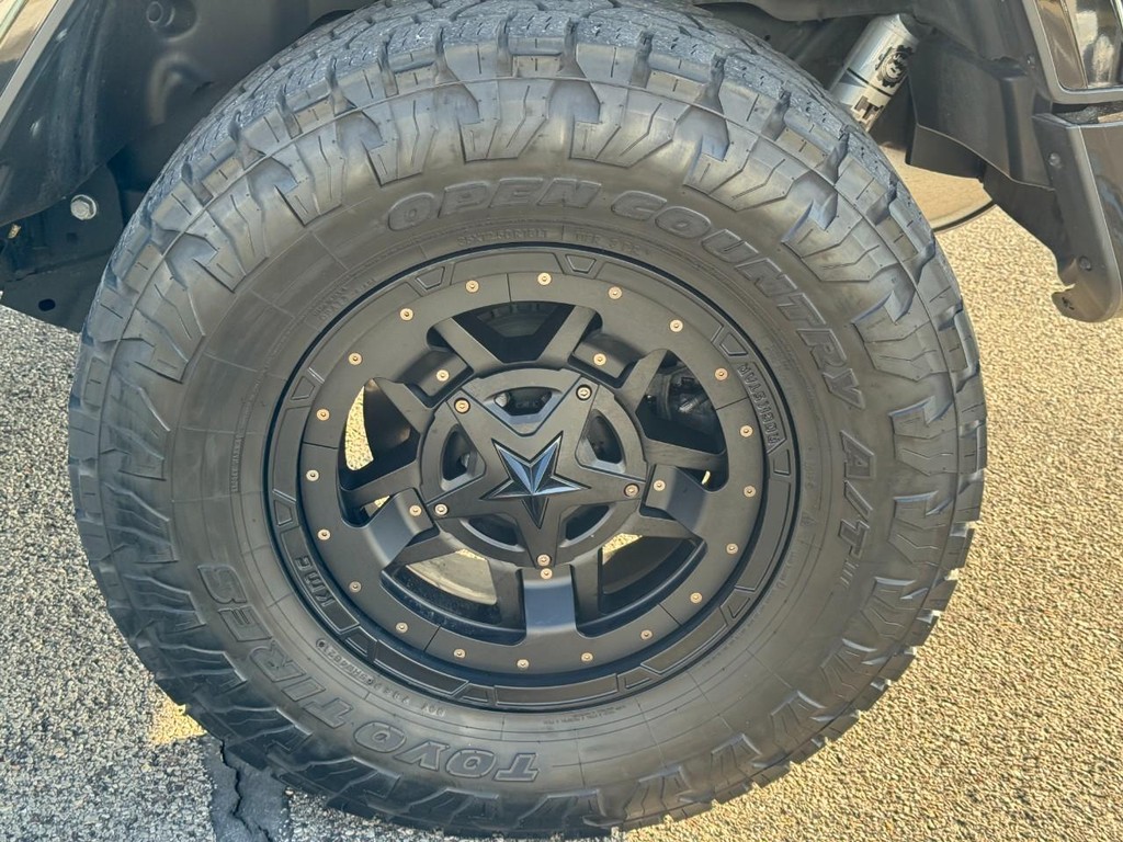 Jeep Wrangler 4xe Vehicle Full-screen Gallery Image 07