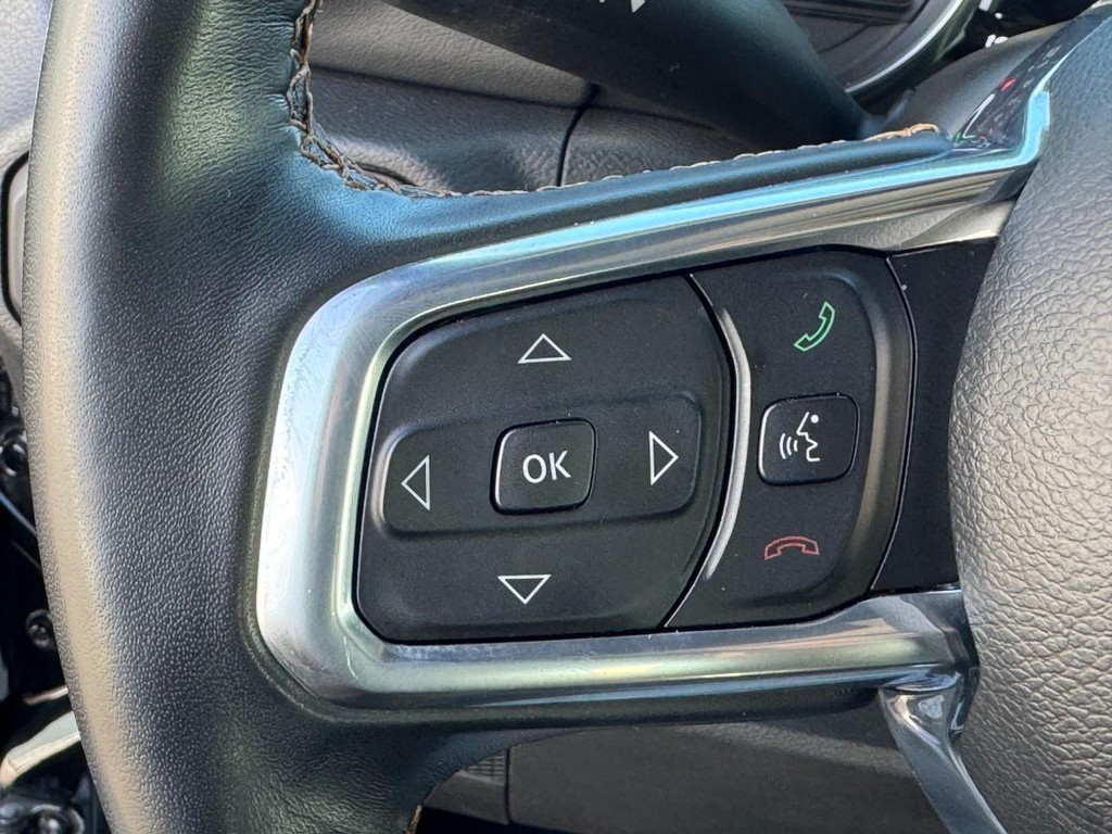 Jeep Wrangler 4xe Vehicle Full-screen Gallery Image 18