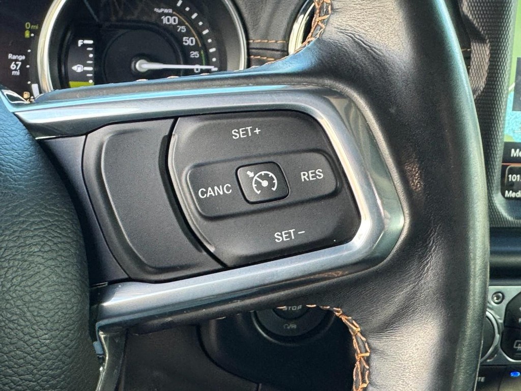 Jeep Wrangler 4xe Vehicle Full-screen Gallery Image 19