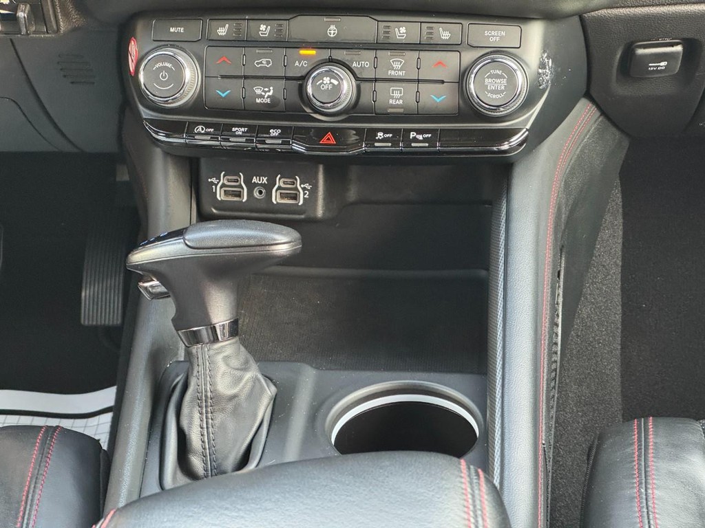 Dodge Durango Vehicle Full-screen Gallery Image 15