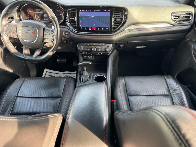 Dodge Durango Vehicle Full-screen Gallery Image 12