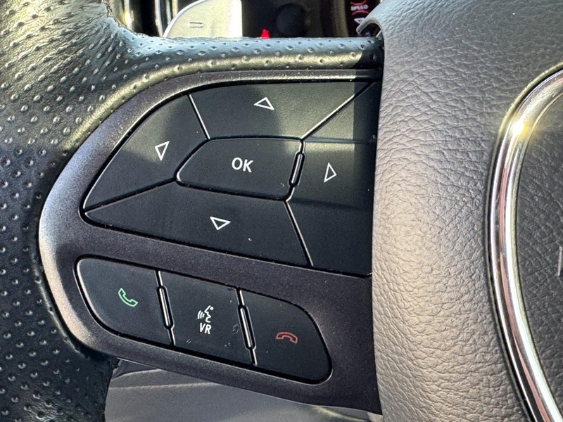 Dodge Durango Vehicle Full-screen Gallery Image 19