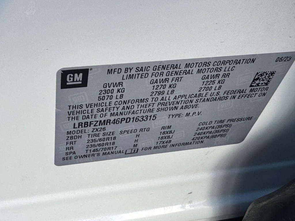 Buick Envision Vehicle Full-screen Gallery Image 22