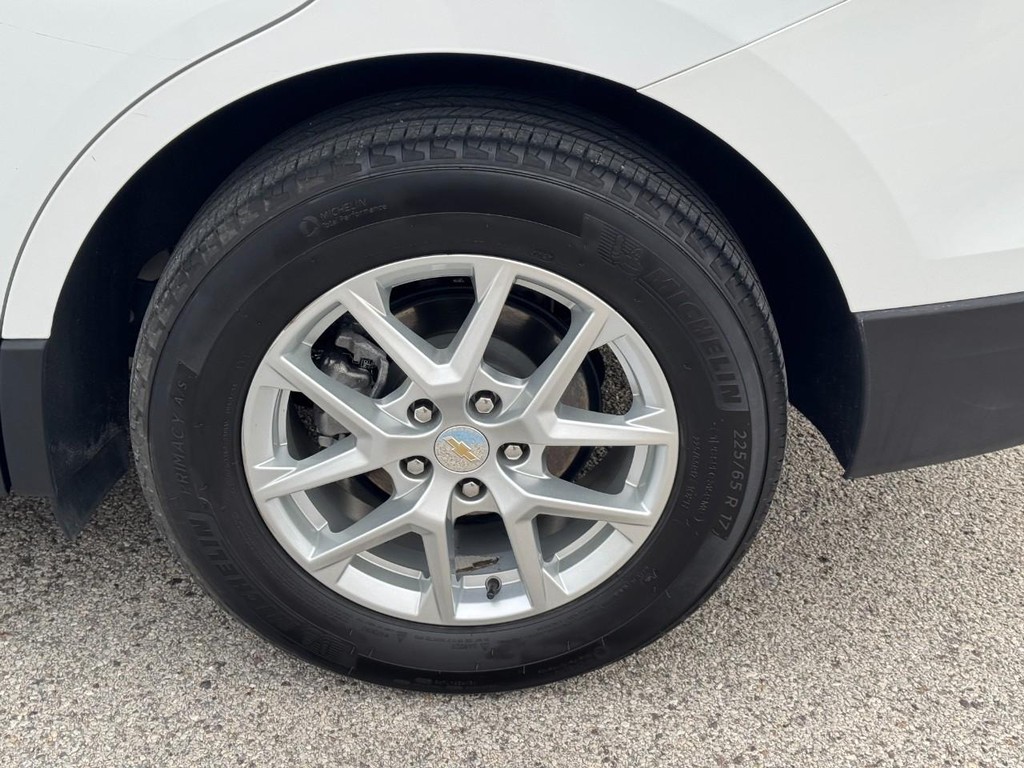 Chevrolet Equinox Vehicle Full-screen Gallery Image 07