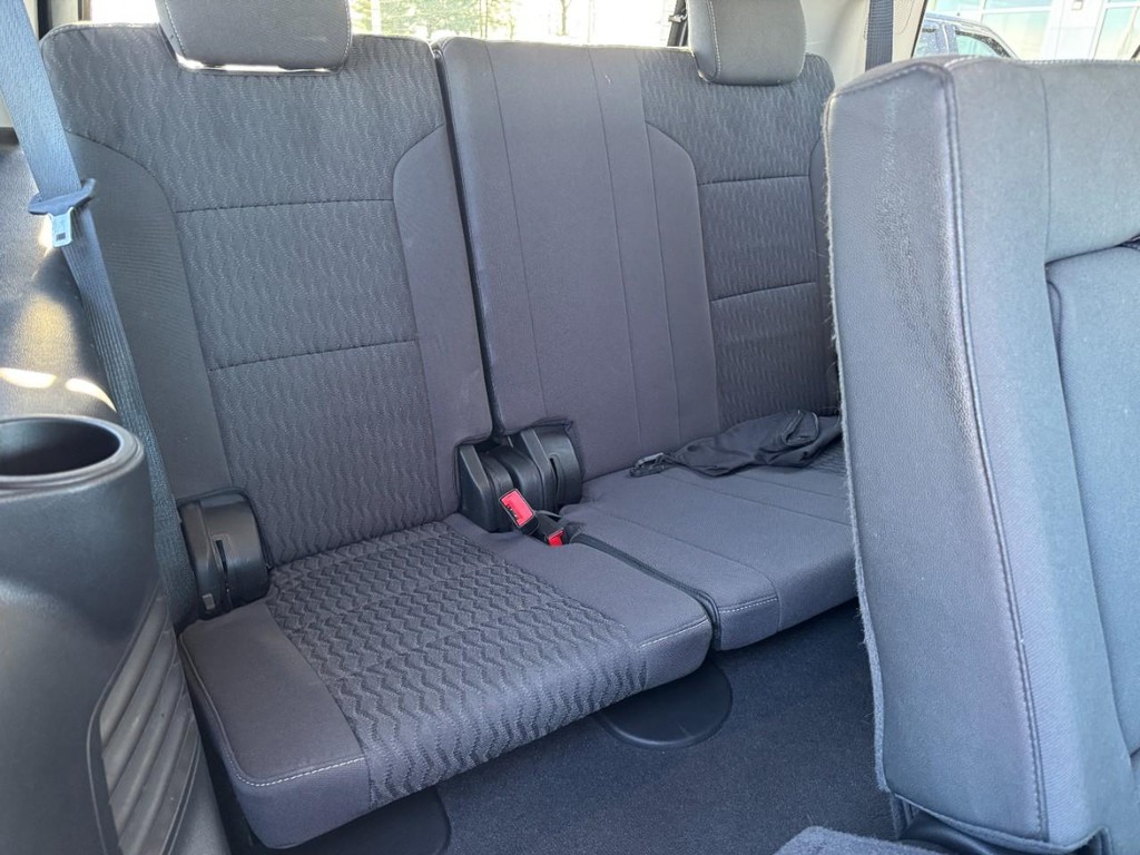 Chevrolet Tahoe Vehicle Full-screen Gallery Image 09