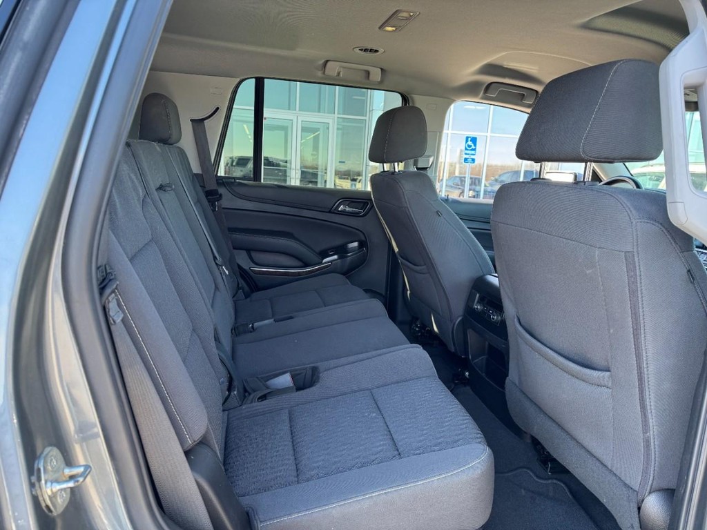 Chevrolet Tahoe Vehicle Full-screen Gallery Image 10