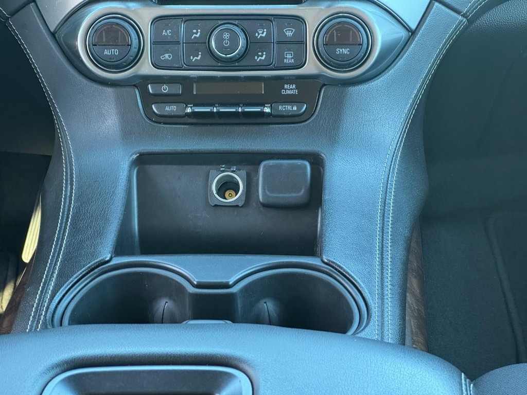 Chevrolet Tahoe Vehicle Full-screen Gallery Image 14