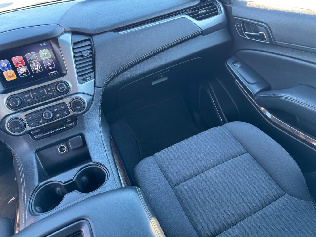 Chevrolet Tahoe Vehicle Full-screen Gallery Image 15