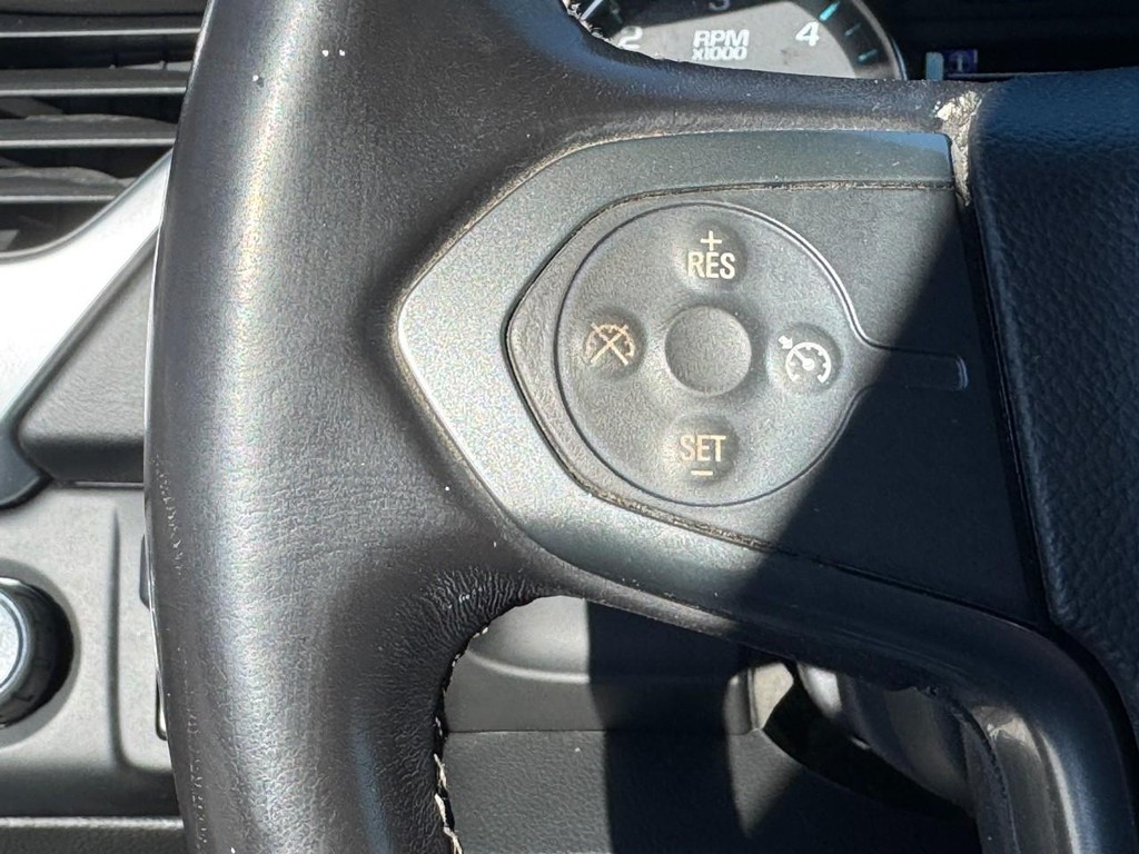 Chevrolet Tahoe Vehicle Full-screen Gallery Image 18