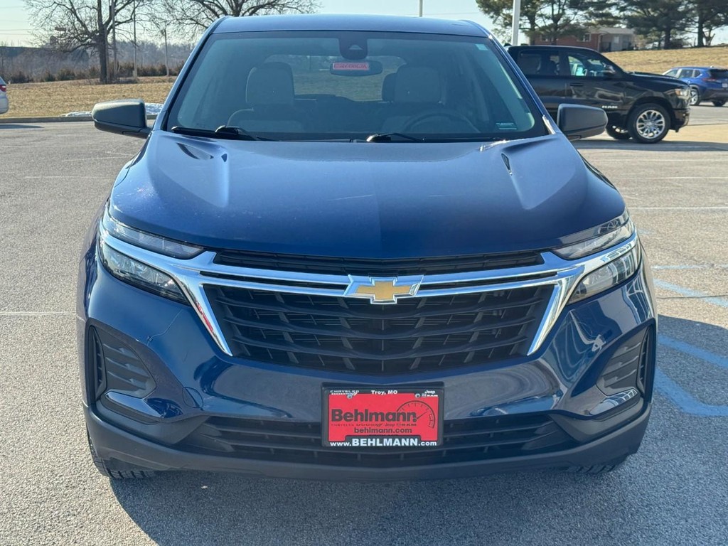 Chevrolet Equinox Vehicle Full-screen Gallery Image 09
