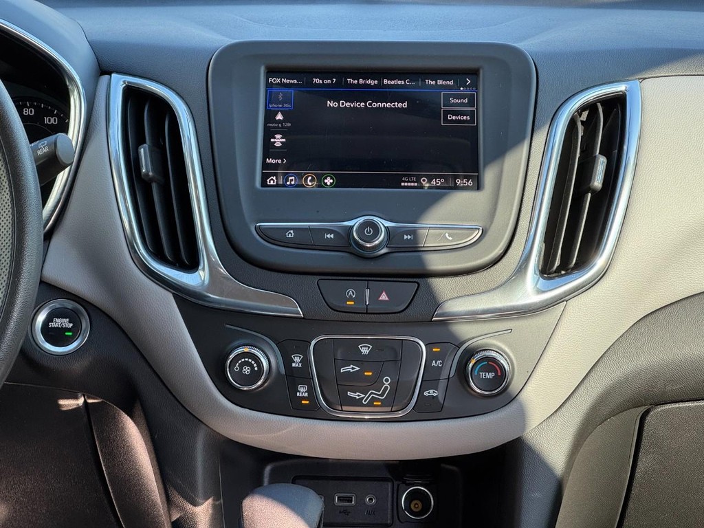 Chevrolet Equinox Vehicle Full-screen Gallery Image 13