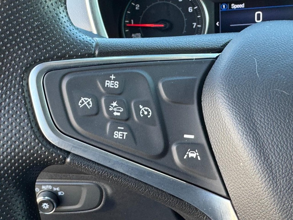 Chevrolet Equinox Vehicle Full-screen Gallery Image 18