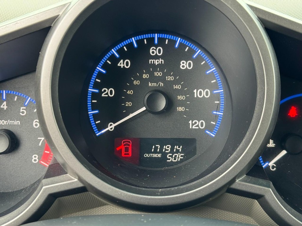 Honda Element Vehicle Full-screen Gallery Image 17